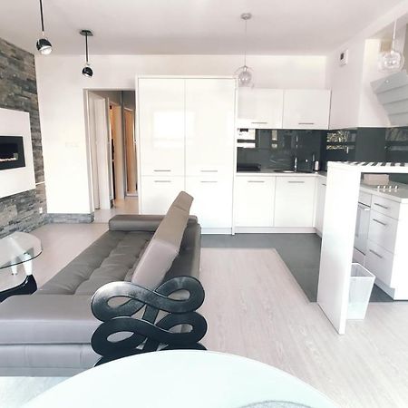 Lokietka 8B By Homeprime Krasków Eksteriør bilde