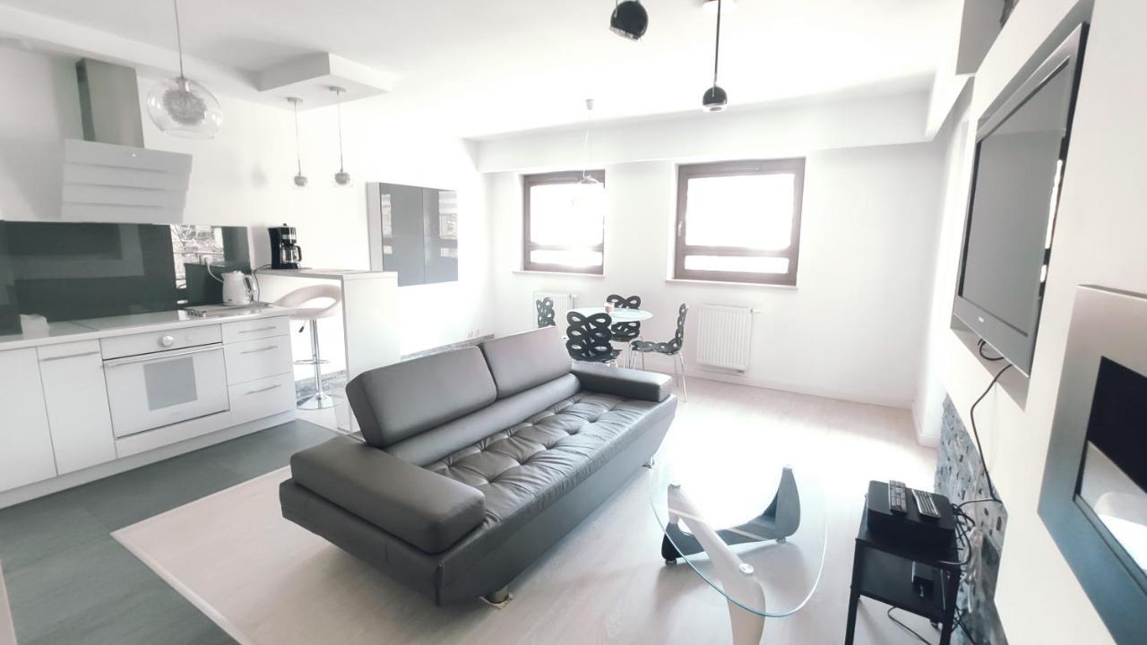 Lokietka 8B By Homeprime Krasków Eksteriør bilde