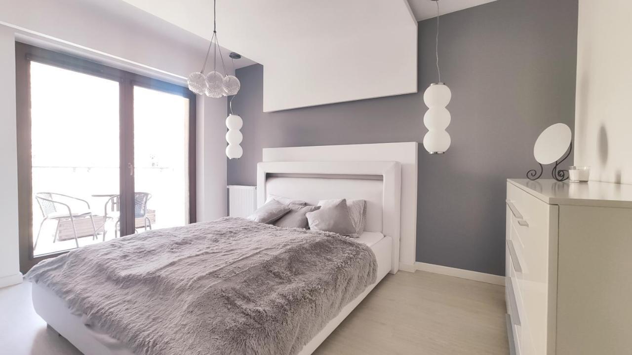 Lokietka 8B By Homeprime Krasków Eksteriør bilde