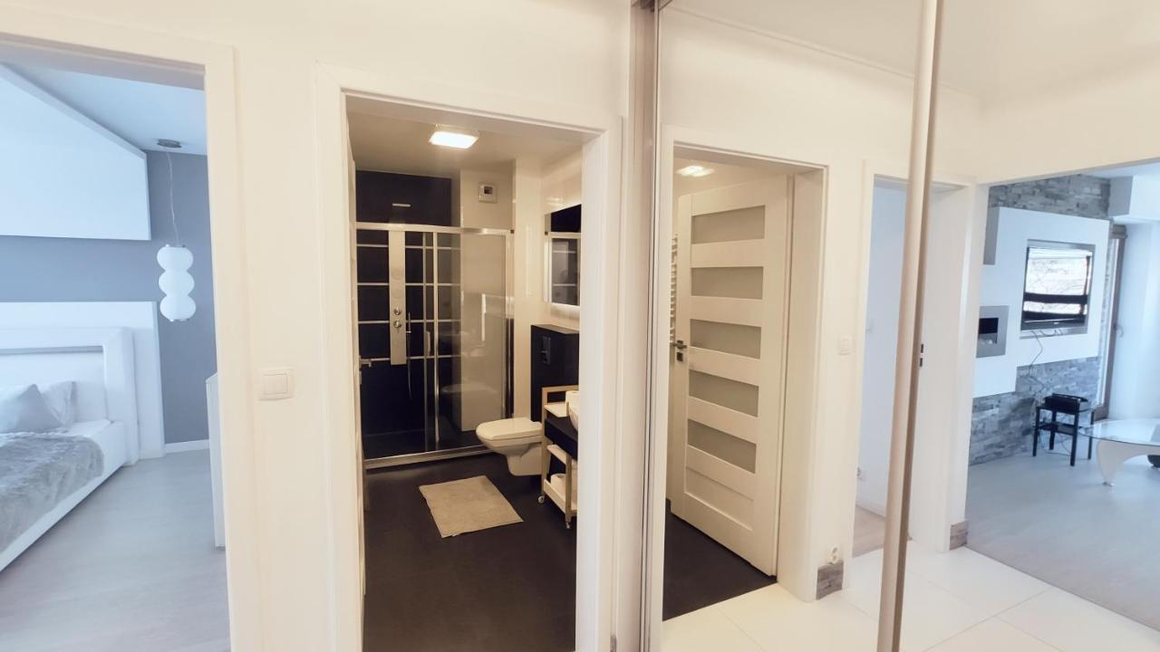 Lokietka 8B By Homeprime Krasków Eksteriør bilde